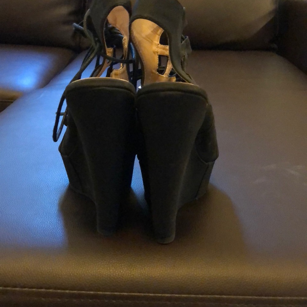 Wedges - Picture 3 of 4